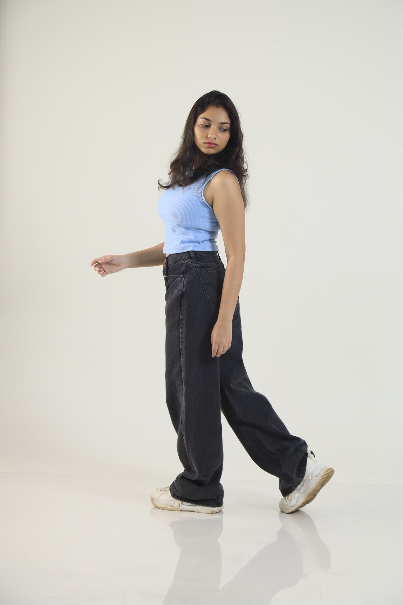 Lynx Acid Washed Wide Leg Denim - Black — image 2
