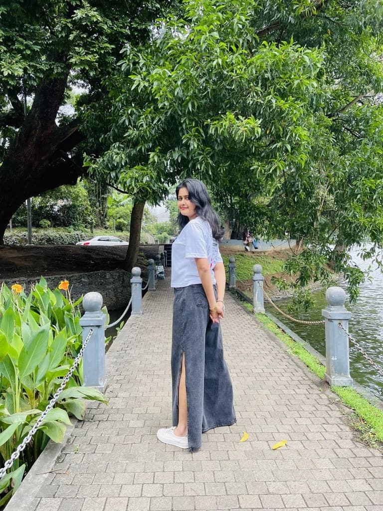 Lynx Acid Washed Wide Leg Side Open Denim — image 2